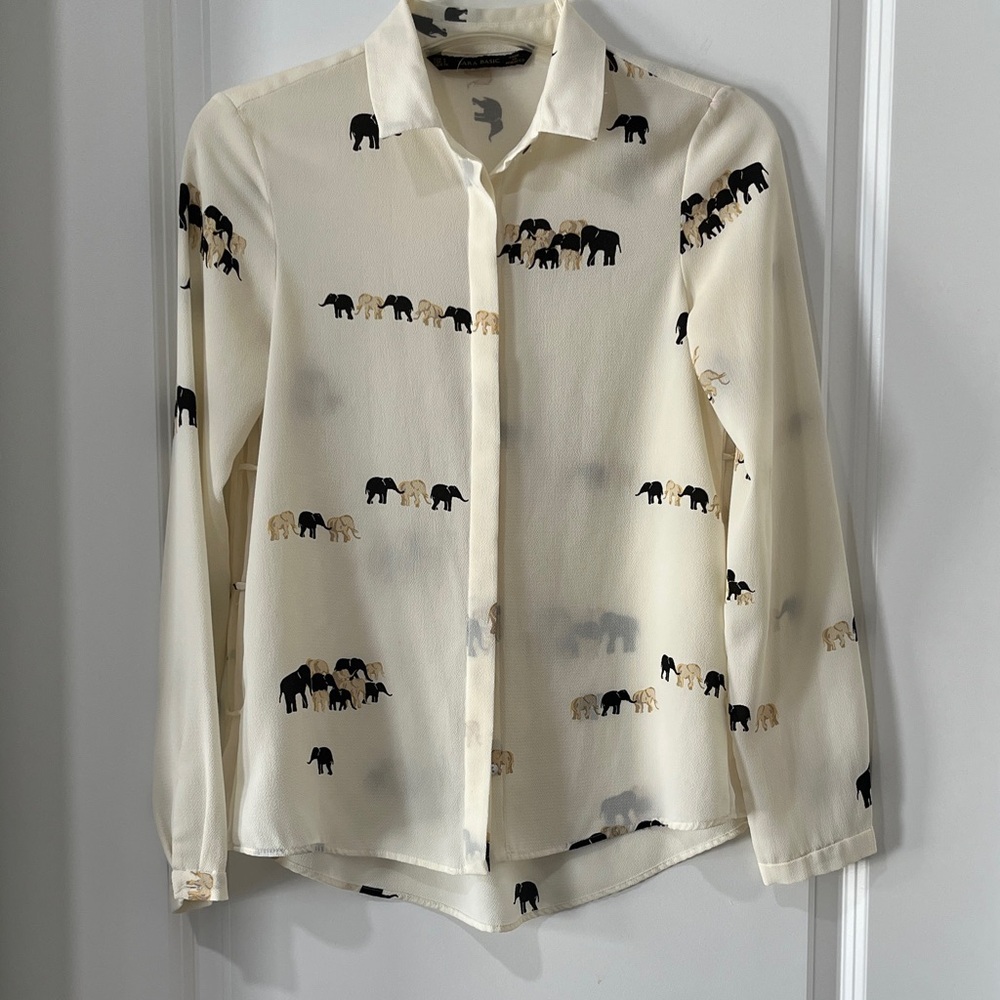 Zara Ivory Sheer Elephant Parade Print Button up Side Panels Collar NWOT